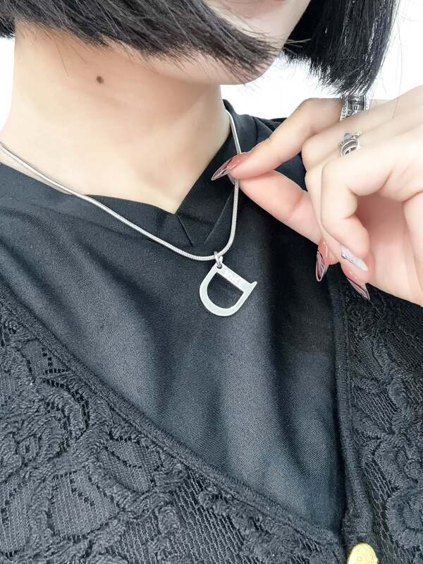 Christian Dior 入荷